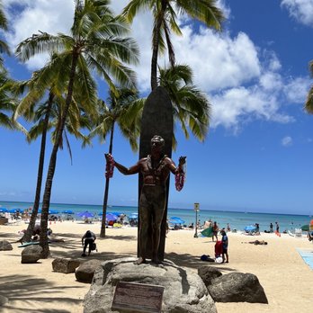 Duke Paoa Kahanamoku Statue - Public Art Near Me - Honolulu, Hawaii Duke Paoa Kahanamoku Statue - Public Art Near Me - Honolulu, Hawaii