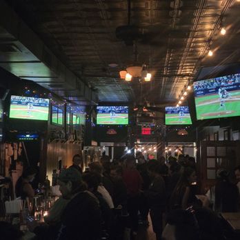 The Commissioner - Pubs Near Me - Brooklyn, New York