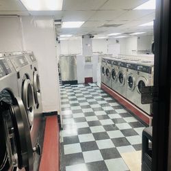 Redondo Coin Laundry - View from outside window
