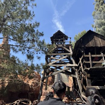 Big Thunder Mountain Railroad - Up up and away - Amusement Parks Near Me - Anaheim, California