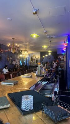 BOYFRIEND co-op café + bar by null