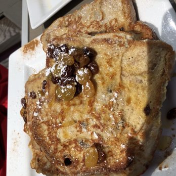 Café Muse - Cinnamon Raisin French Toast. - Breakfast & Brunch Near Me - Royal Oak, Michigan Café Muse - Cinnamon Raisin French Toast. - Breakfast & Brunch Near Me - Royal Oak, Michigan