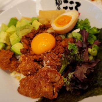 Kokoro Tokyo Mazesoba - Ginza don (Fried chicken nuggets and avocado on rice) - Ramen Near Me - Burnaby, British Columbia Kokoro Tokyo Mazesoba - Ginza don (Fried chicken nuggets and avocado on rice) - Ramen Near Me - Burnaby, British Columbia