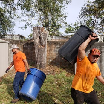 White's Tree Service - Elias and Alvero finishing up a laurel oak job. - Tree Services Near Me - Altamonte springs , Florida White's Tree Service - Elias and Alvero finishing up a laurel oak job. - Tree Services Near Me - Altamonte springs , Florida
