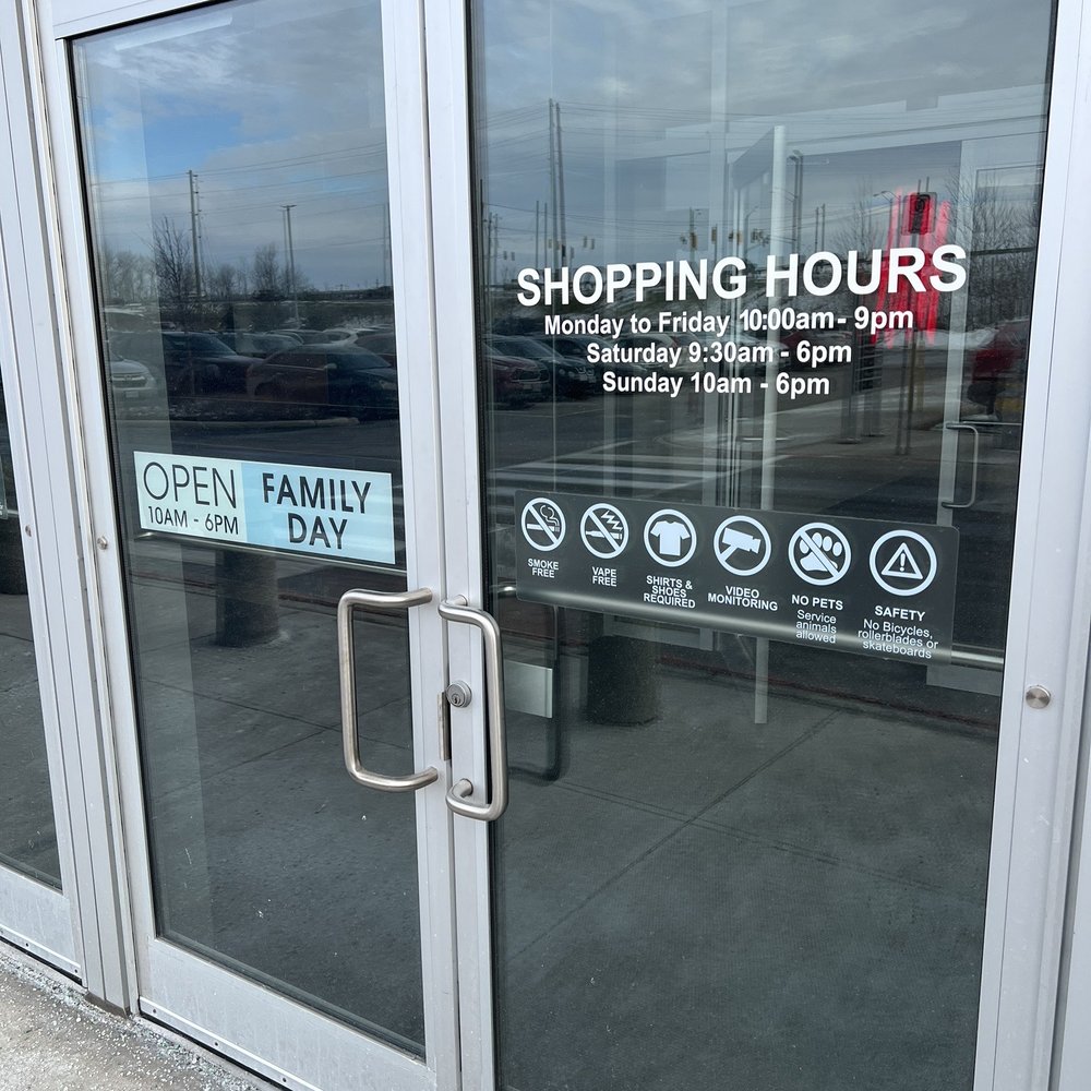 Tanger Outlets Cookstown - Tanger Outlets - business hours - Outlet Stores Near Me - Cookstown, Ontario Tanger Outlets Cookstown - Tanger Outlets - business hours - Outlet Stores Near Me - Cookstown, Ontario