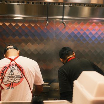 Main Burger - Burgers Near Me - Mesa, Arizona