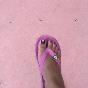EM Nail Salon - Haha gross pic but it shows where I chipped the paint (and my horrible job at trying to fix it) - Nail Salons Near Me - Miami Beach, Florida EM Nail Salon - Haha gross pic but it shows where I chipped the paint (and my horrible job at trying to fix it) - Nail Salons Near Me - Miami Beach, Florida