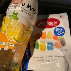 Mogu Mogu Pineapple Juice with Nata de Coco Drink