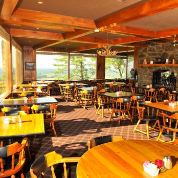 Park Mammoth Resort - The Lookout Restaurant at Park Mammoth Resort. 20 mile views and delicious food. - Hotels Near Me - Park City, Kentucky Park Mammoth Resort - The Lookout Restaurant at Park Mammoth Resort. 20 mile views and delicious food. - Hotels Near Me - Park City, Kentucky