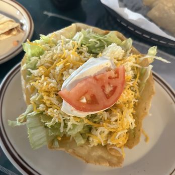 El Farolito - Tostada salad - Mexican Near Me - Placentia, California El Farolito - Tostada salad - Mexican Near Me - Placentia, California