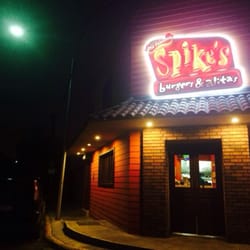 Spike’s - Fachada