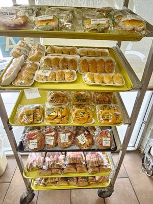 Valerio's Tropical BakeShop by null