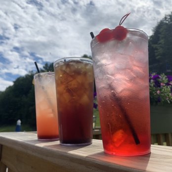 Lost Valley Brewing Co - Specialty drinks for all ages - Brewpubs Near Me - Auburn, Maine