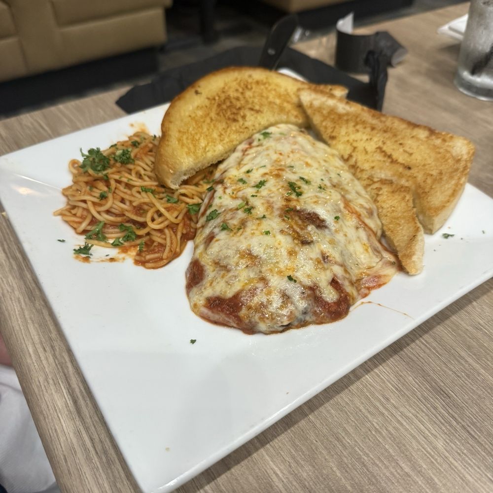 Remy’s on Main - Chicken Parmesan (special) - Breakfast & Brunch Near Me - Bradenton, Florida