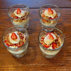 The Chambers House Bed & Breakfast - Fresh fruit, yogurt and granola