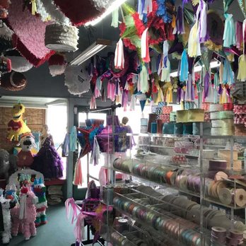 Boom Boom Balloons - this is the piñata side, looking towards the street entrance. - Balloon Services Near Me - Portland, Oregon