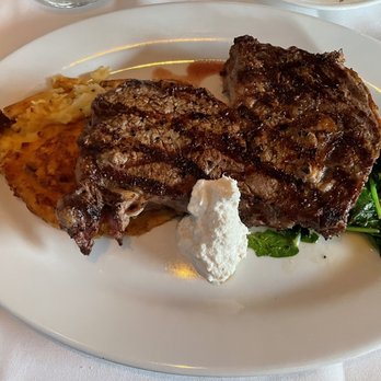 Neumanali - Rib eye steak medium rare - New American Near Me - Hayward, California Neumanali - Rib eye steak medium rare - New American Near Me - Hayward, California