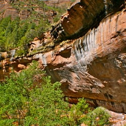 Desert Cliffs Hiking Spa