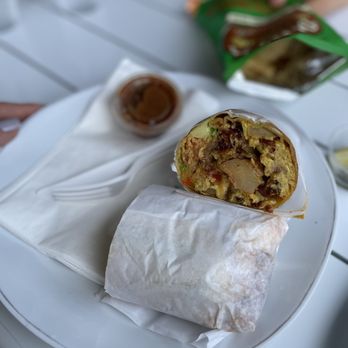 Scott's Malibu Market - Delis Near Me - Malibu, California