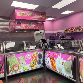 El Encanto Paleteria Y Neveria - Inside - Ice Cream & Frozen Yogurt Near Me - Apex, North Carolina El Encanto Paleteria Y Neveria - Inside - Ice Cream & Frozen Yogurt Near Me - Apex, North Carolina