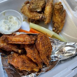 Lemon pepper wings & hot lemon pepper Lemon pepper wings & hot lemon pepper
