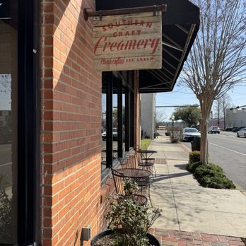 Southern Craft Creamery - Front of the store - Coffee & Tea Near Me - Marianna, Florida