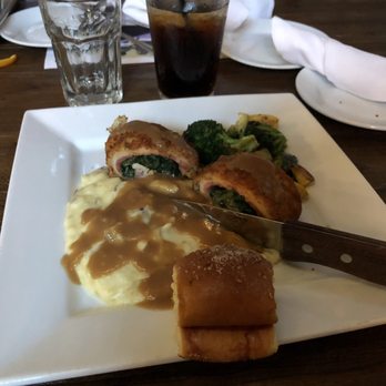 Red Barrel Restaurant - Chicken cordon bleu - American Near Me - Chicago, Illinois