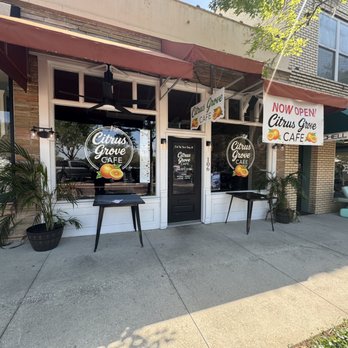 Citrus Grove Cafe - Front entrance - Breakfast & Brunch Near Me - Eustis, Florida Citrus Grove Cafe - Front entrance - Breakfast & Brunch Near Me - Eustis, Florida