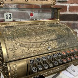 Joseph's Haircutter & Barber - The vintage cash register