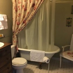 Miners Pick Bed and Breakfast - Private bath with every bedroom