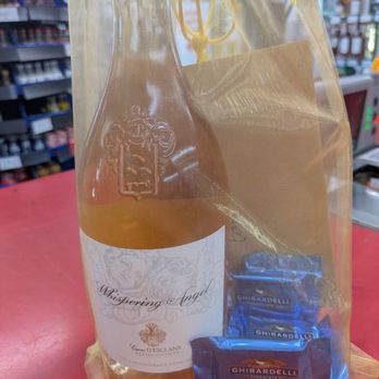 BevMo! - Wine, chocolates, bag and personalized card.  The perfect presentation of my order. - Beer, Wine & Spirits Near Me - San Diego, California