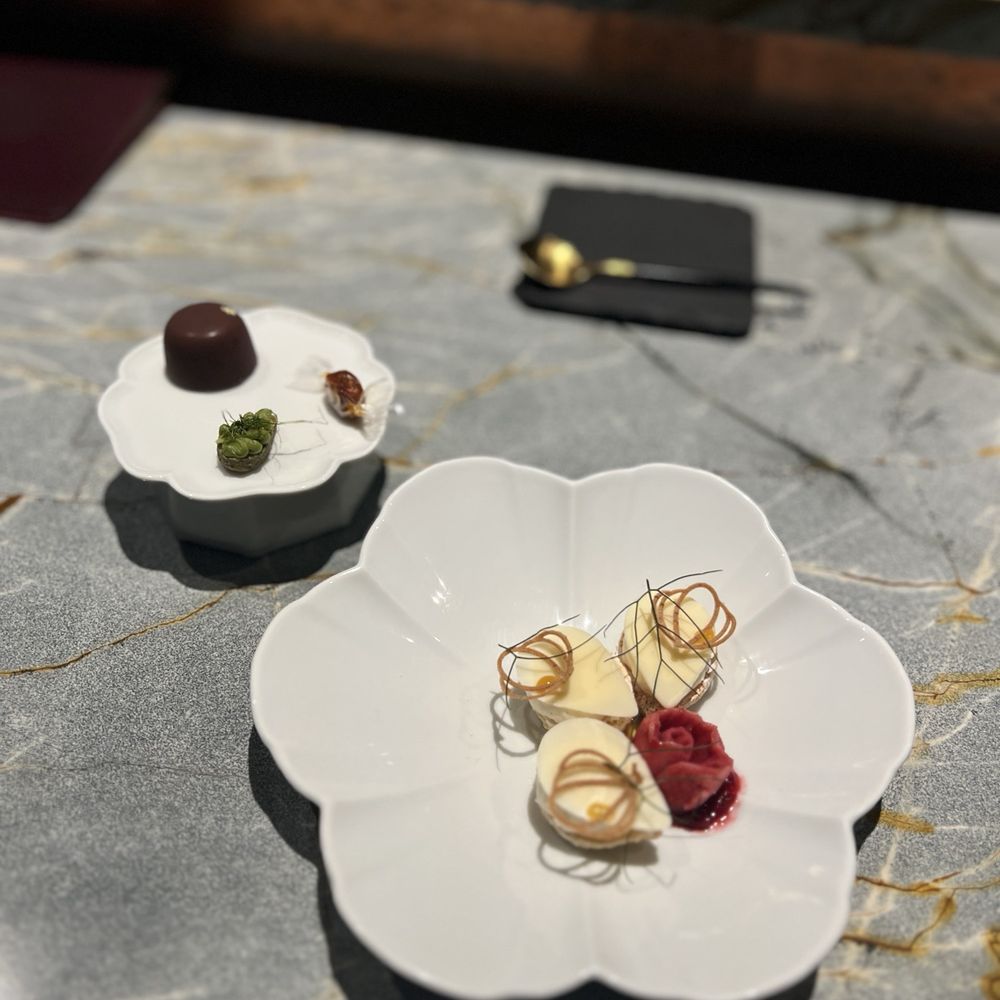 Bonyeon - Dessert -- amazing finish! - Korean Near Me - Chicago, Illinois