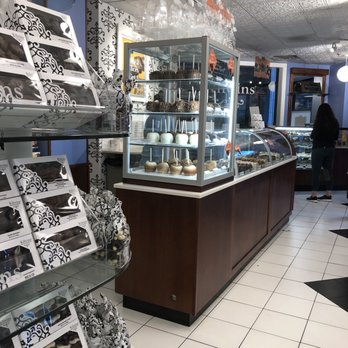 Kilwins Ice Cream - Chocolate - Fudge - Chocolatiers & Shops Near Me - Grand Rapids, Michigan
