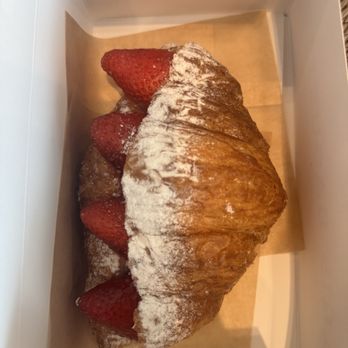 Paris Baguette - Bakeries Near Me - Fullerton, California Paris Baguette - Bakeries Near Me - Fullerton, California