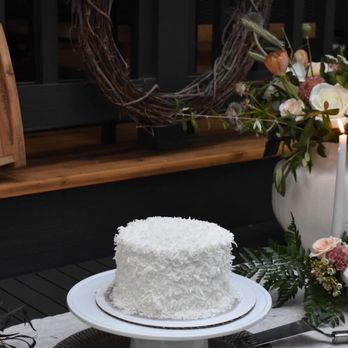 Sweet Violette - 6 inch coconut cake - Desserts Near Me Sweet Violette - 6 inch coconut cake - Desserts Near Me