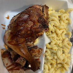 Rock Quarry BBQ - Chicken/brisket & Mac
