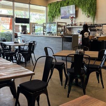 Slice of Brooklyn Wood Fired Pizza & House Made Pasta - Dessert counter and atmosphere - Pizza Near Me - Hamilton Square, New Jersey