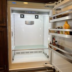 AB Appliance Care - We are Fast, Reliable and Affordable!
We repair and service all major brands!
You are our priority!
(818) 514-5775