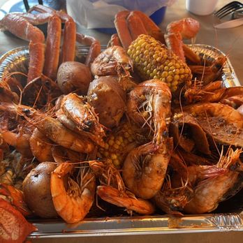 Outcast Seafood - The "BIG O" with an extra pound of Dungeness crabs added to it. This fed 3 people but I was still hungry when I left. - Seafood Near Me - Miramar Beach, Florida