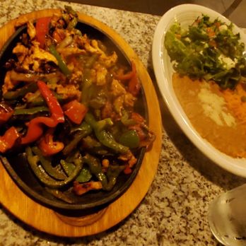 Azteca - Fajita - Mexican Near Me - Mentor, Ohio