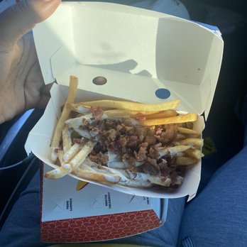 Hardee's - Bacon ranch fries - Burgers Near Me - Philadelphia, Mississippi Hardee's - Bacon ranch fries - Burgers Near Me - Philadelphia, Mississippi
