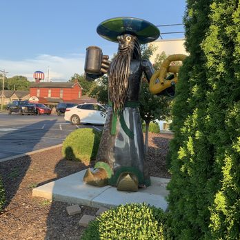 Mellow Mushroom - Pizza Near Me - Bowling Green, Kentucky Mellow Mushroom - Pizza Near Me - Bowling Green, Kentucky