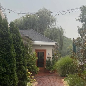 Felice Roslyn - Entrance - Venues & Event Spaces Near Me - Roslyn, New York Felice Roslyn - Entrance - Venues & Event Spaces Near Me - Roslyn, New York