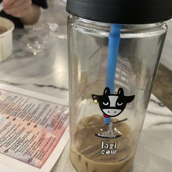 Lazi Cow - Oolong tea with nondairy milk - Desserts Near Me - Davis, California Lazi Cow - Oolong tea with nondairy milk - Desserts Near Me - Davis, California