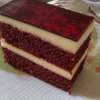 Halekulani Afternoon Tea - Beautiful red velvet! - Tea Rooms Near Me - Honolulu, Hawaii