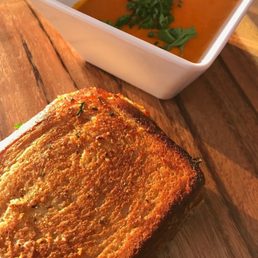 Tomato Basil Bisque Soup