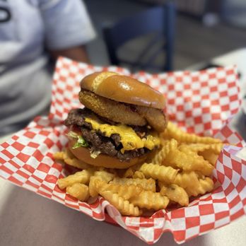 Smack N Smash - Burgers Near Me - Reedley, California Smack N Smash - Burgers Near Me - Reedley, California