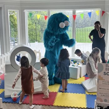 Costume Pals - Cookie Monster was a hit! - Party Characters Near Me Costume Pals - Cookie Monster was a hit! - Party Characters Near Me
