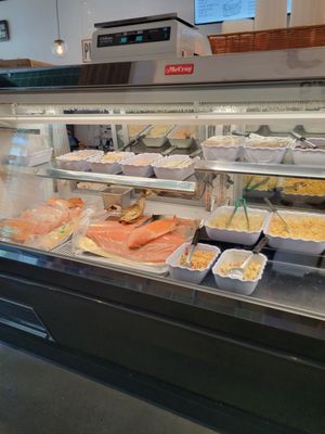 Manny's Deli Stop by null