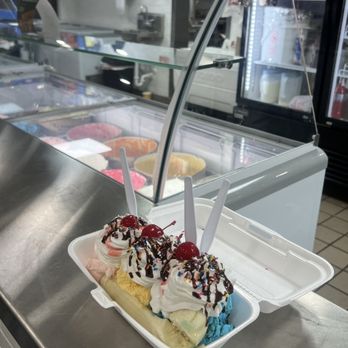 La Super Icecream - The banana split was so good! - Ice Cream & Frozen Yogurt Near Me - Dallas, Texas La Super Icecream - The banana split was so good! - Ice Cream & Frozen Yogurt Near Me - Dallas, Texas